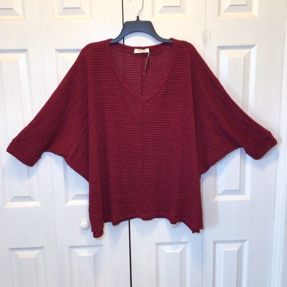 Zenana Womens Red 3/4 Sleeve V-Neck Hi-Low Hem Jacquard Sweater Size 2X/3X - Picture 6 of 11